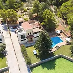 Seven Springs Villa *