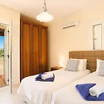 Villa Seven Springs