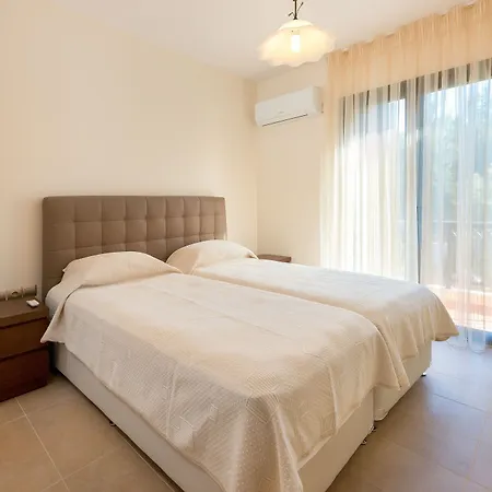 Villa Seven Springs