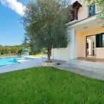 Seven Springs * Kolymbia