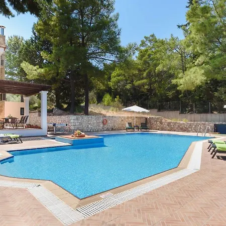 Vilă Seven Springs Kolymbia